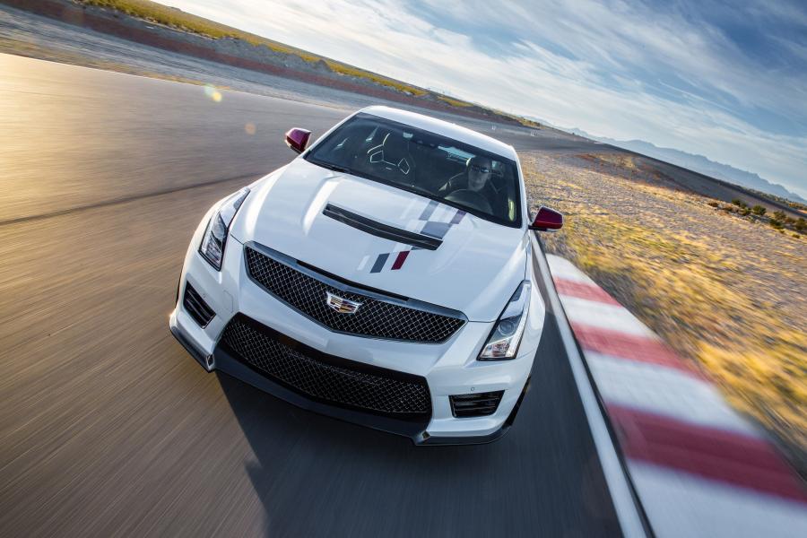  Cadillac ATS-V Championship Edition 2018 года  (фото 6 из 7)